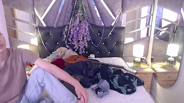 jessica beltran31 online show from 10-08-25, 07:47