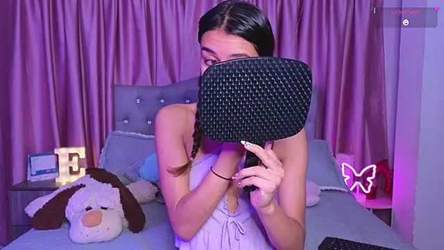 Emiily Scott1 online show from 11-05-25, 10:35