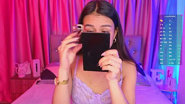 Emiily Scott1 online show from 04-01-26, 12:02