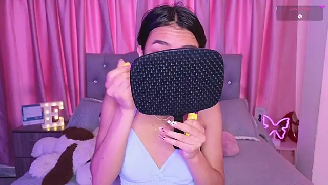 Emiily Scott1 online show from 11-08-25, 02:31