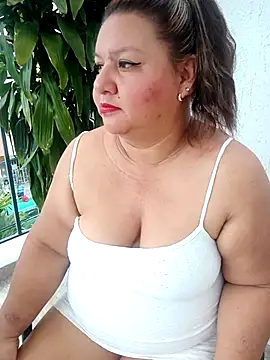 HORNY MATURE25 online show from 09-14-25, 04:51