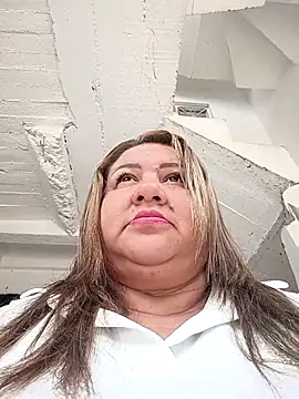 HORNY MATURE25 online show from 03-19-26, 07:25