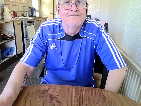 daddyflash online show from 03-18-25, 02:28