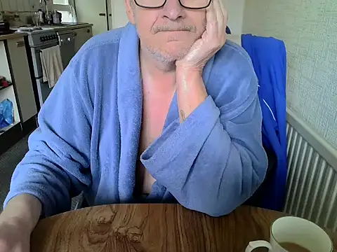 daddyflash online show from 03-08-26, 12:19