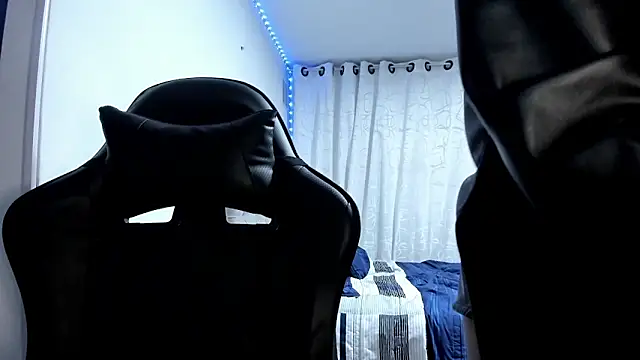 aliice walker  online show from 10-24-25, 01:26