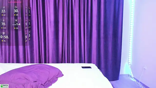 goodnightkitty online show from 10-27-25, 10:00