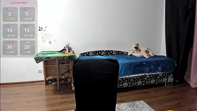 Snapshot of KitsuneRem chatting on 12-08-24, 08:36 KitsuneRem online show from 12-08-24, 08:36