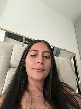 Sophie  Foxxx online show from 02-06-26, 07:43