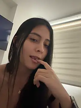 Sophie  Foxxx online show from 04-16-26, 09:39