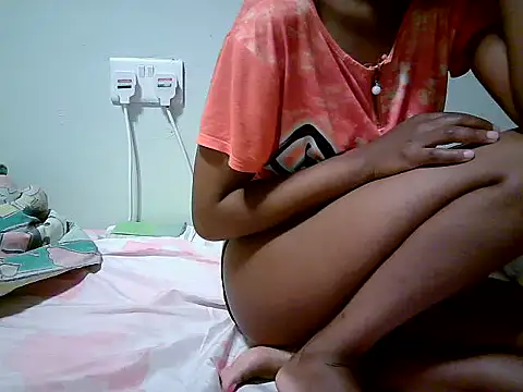 lupita 0 online show from 10-04-25, 10:55