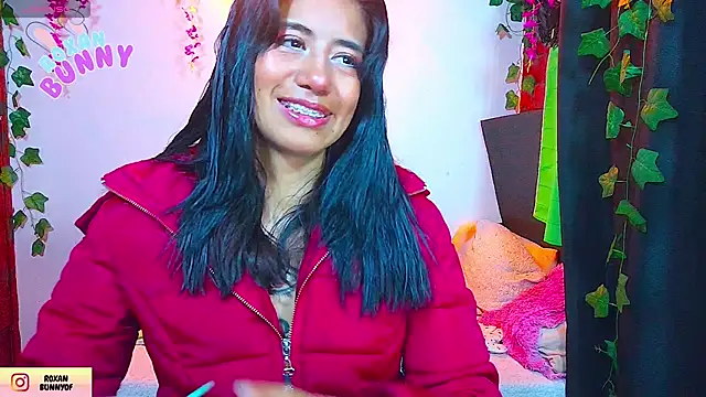 Roxanbunny1 online show from 01-14-26, 05:33