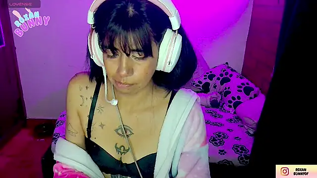 Roxanbunny1 online show from 11-07-25, 04:17
