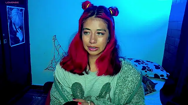 Roxanbunny1 online show from 10-22-25, 02:44