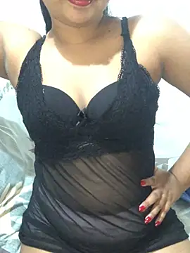 Snapshot of Rose_Olivia chatting on 02-02-25, 01:52 Rose Olivia online show from 02-02-25, 01:52