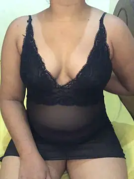 Snapshot of Rose_Olivia chatting on 03-02-25, 05:09 Rose Olivia online show from 03-02-25, 05:09