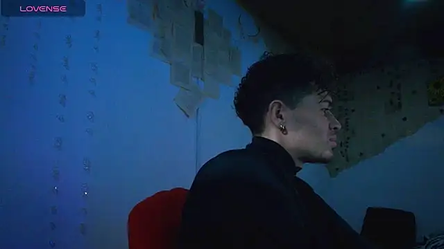 Snapshot of kisstarxxx chatting on 09-16-25, 03:18 kisstarxxx online show from 09-16-25, 03:18