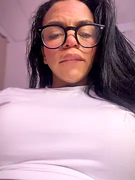 Charly  online show from 06-28-26, 04:13