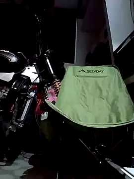 Dwirosebig online show from 11-17-25, 06:45