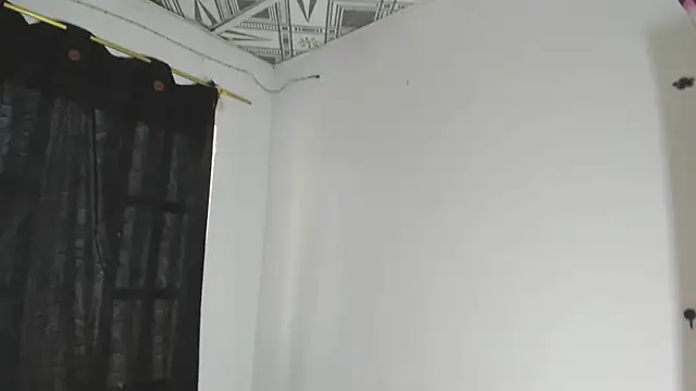 Snapshot of sexycouple33mm chatting on 09-26-25, 02:02 sexycouple33mm online show from 09-26-25, 02:02