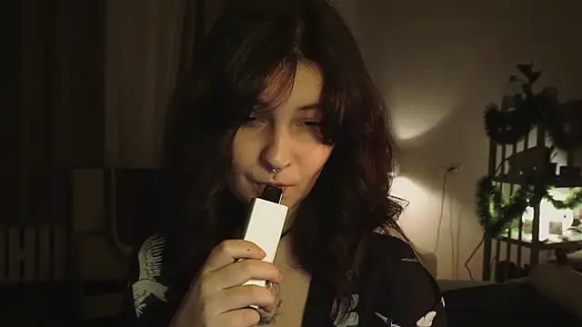 Snapshot of kshishtan chatting on 12-29-24, 06:14 kshishtan online show from 12-29-24, 06:14