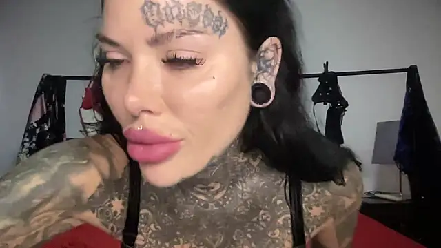 claudiacvc95 online show from 01-15-26, 05:44