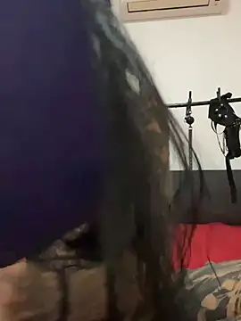 claudiacvc95 online show from 01-10-26, 05:58