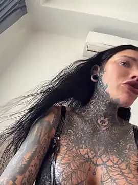 Snapshot of claudiacvc95 chatting on 06-22-26, 03:25 claudiacvc95 online show from 06-22-26, 03:25