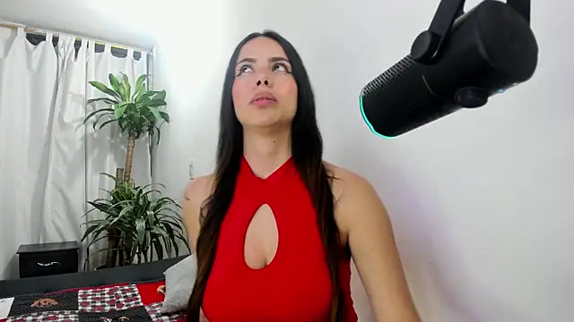 Lia-y-felipe online show from 11-25-25, 12:55