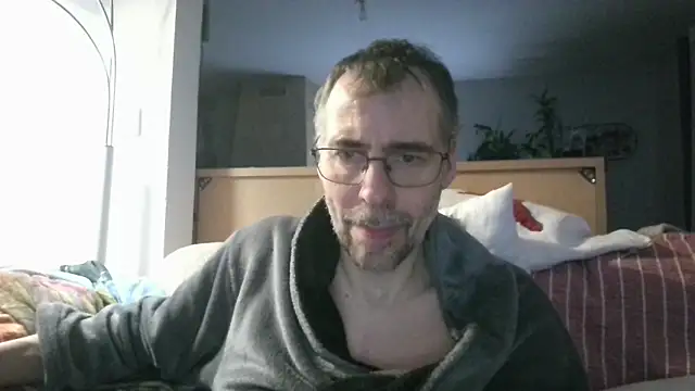 ptitcanard60600 online show from 04-15-26, 09:15