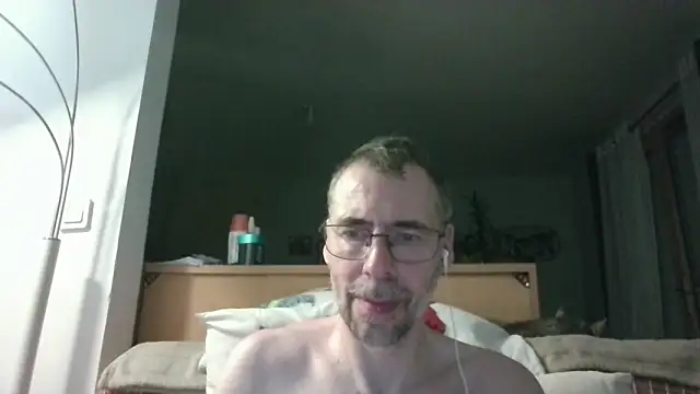 ptitcanard60600 online show from 05-24-26, 10:31