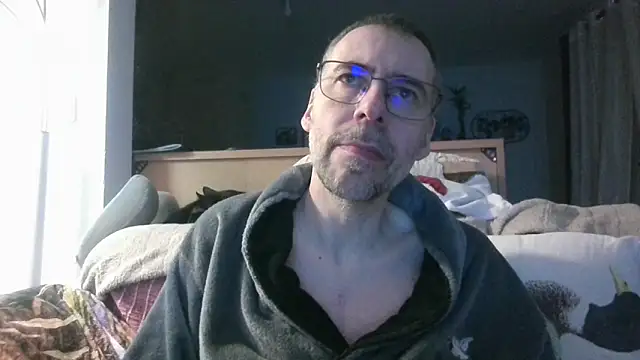 ptitcanard60600 online show from 03-15-26, 09:44