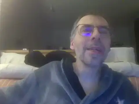 Snapshot of ptitcanard60600 chatting on 02-13-25, 10:33 ptitcanard60600 online show from 02-13-25, 10:33