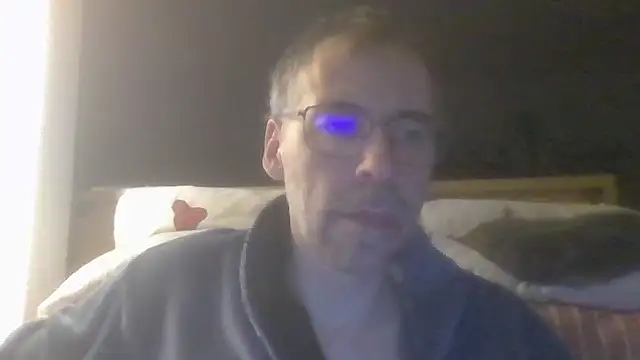 ptitcanard60600 online show from 11-12-25, 10:46