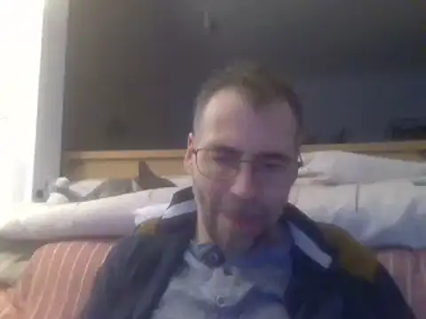 Snapshot of ptitcanard60600 chatting on 01-10-25, 10:25 ptitcanard60600 online show from 01-10-25, 10:25