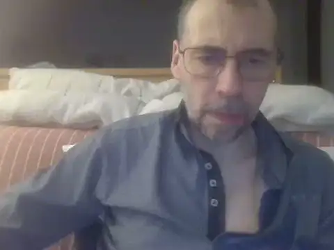 Snapshot of ptitcanard60600 chatting on 03-04-25, 09:43 ptitcanard60600 online show from 03-04-25, 09:43