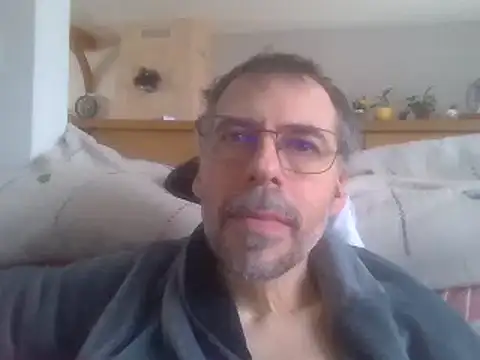 Snapshot of ptitcanard60600 chatting on 02-22-25, 01:57 ptitcanard60600 online show from 02-22-25, 01:57