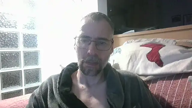 ptitcanard60600 online show from 04-30-26, 11:53