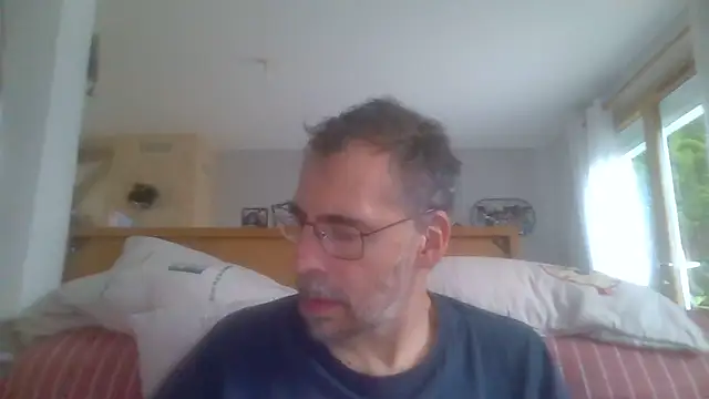 Snapshot of ptitcanard60600 chatting on 09-14-25, 05:24 ptitcanard60600 online show from 09-14-25, 05:24
