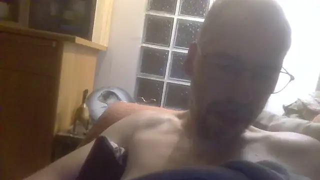 Snapshot of ptitcanard60600 chatting on 09-18-25, 10:35 ptitcanard60600 online show from 09-18-25, 10:35