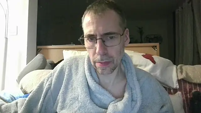 ptitcanard60600 online show from 03-09-26, 09:29