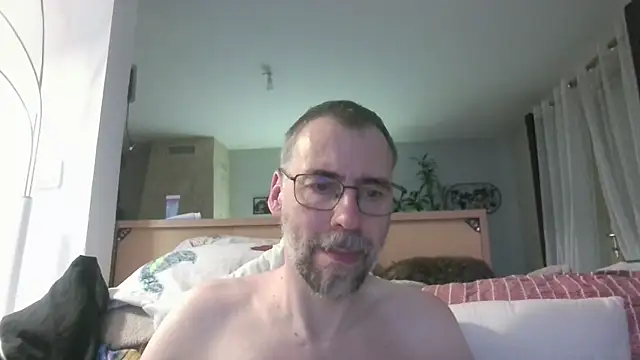 ptitcanard60600 online show from 05-01-26, 10:15