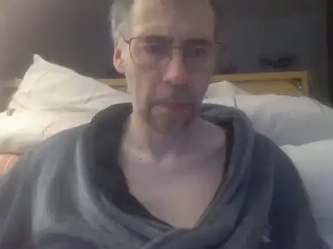 Snapshot of ptitcanard60600 chatting on 02-16-25, 05:37 ptitcanard60600 online show from 02-16-25, 05:37