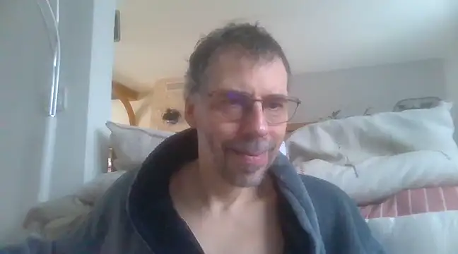 Snapshot of ptitcanard60600 chatting on 02-27-25, 03:26 ptitcanard60600 online show from 02-27-25, 03:26