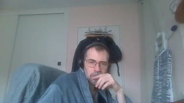 Snapshot of ptitcanard60600 chatting on 03-13-25, 12:56 ptitcanard60600 online show from 03-13-25, 12:56