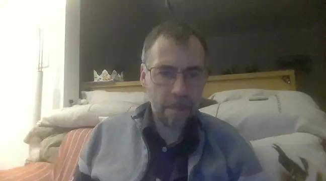 Snapshot of ptitcanard60600 chatting on 01-28-25, 10:45 ptitcanard60600 online show from 01-28-25, 10:45