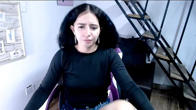 samantha baby  online show from 10-02-25, 06:11