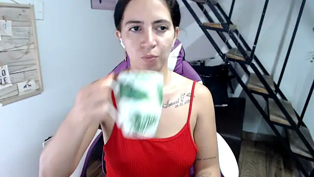 samantha baby  online show from 11-06-25, 06:56