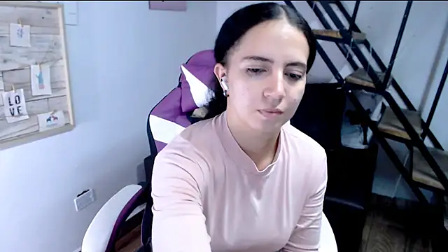 samantha baby  online show from 09-29-25, 08:03