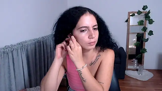 samantha baby  online show from 11-30-25, 07:09