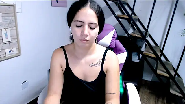 samantha baby  online show from 09-27-25, 07:42